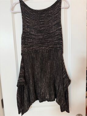 Georgina Estefania Women's Black Marled Knit No Sleeves Sweater